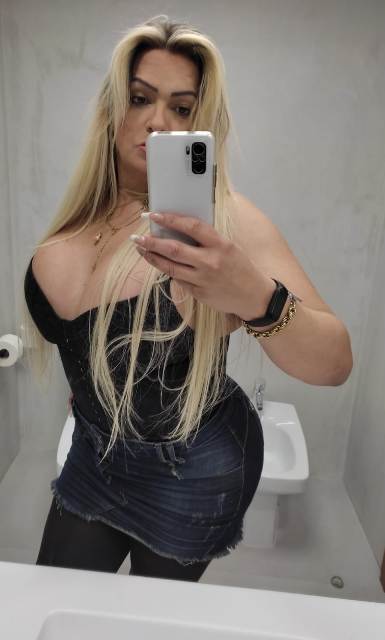ACOMPANHANTES TRAVESTIS